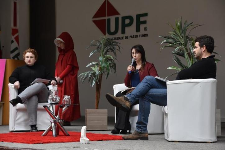 literatura-em-Dia¦ülogo--22-_135597